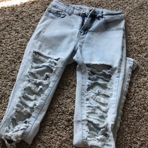 Ripped light wash jeans